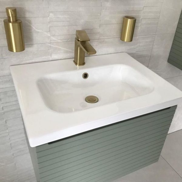 Eternal Section Pearl Grey Tile 330 x 1000